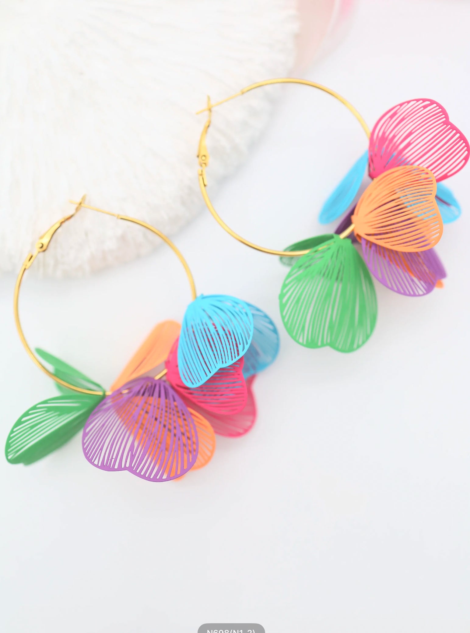 Boucles d’oreille dorée fleurs grande Modèle