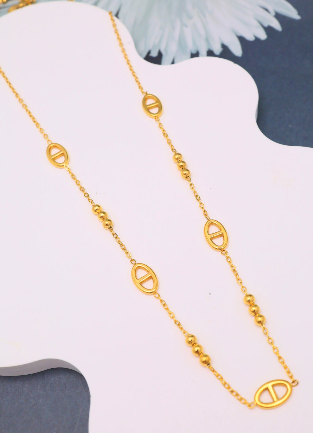 Collier Maillons Ovales Doré – Acier Inoxydable & Perles Lisses