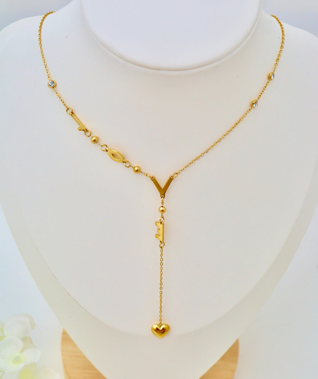 Collier LOVE Cœur – Acier Inoxydable Doré