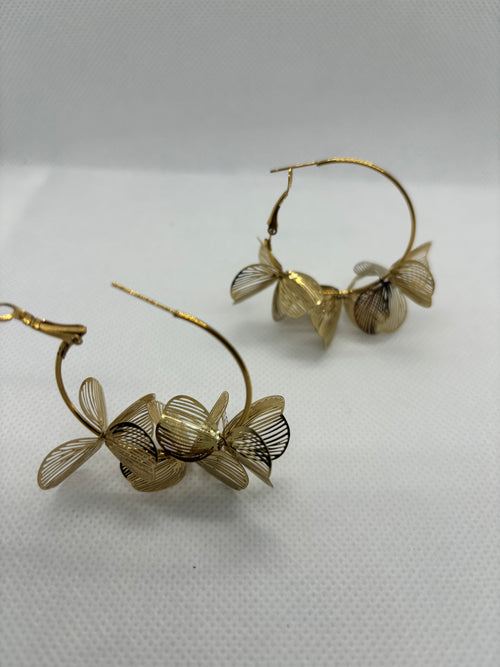Boucle d’oreille fleurs petit modèle