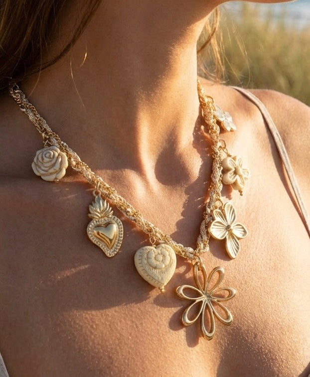 Collier bohème charms fleurs & cœurs en acier inoxydable doré