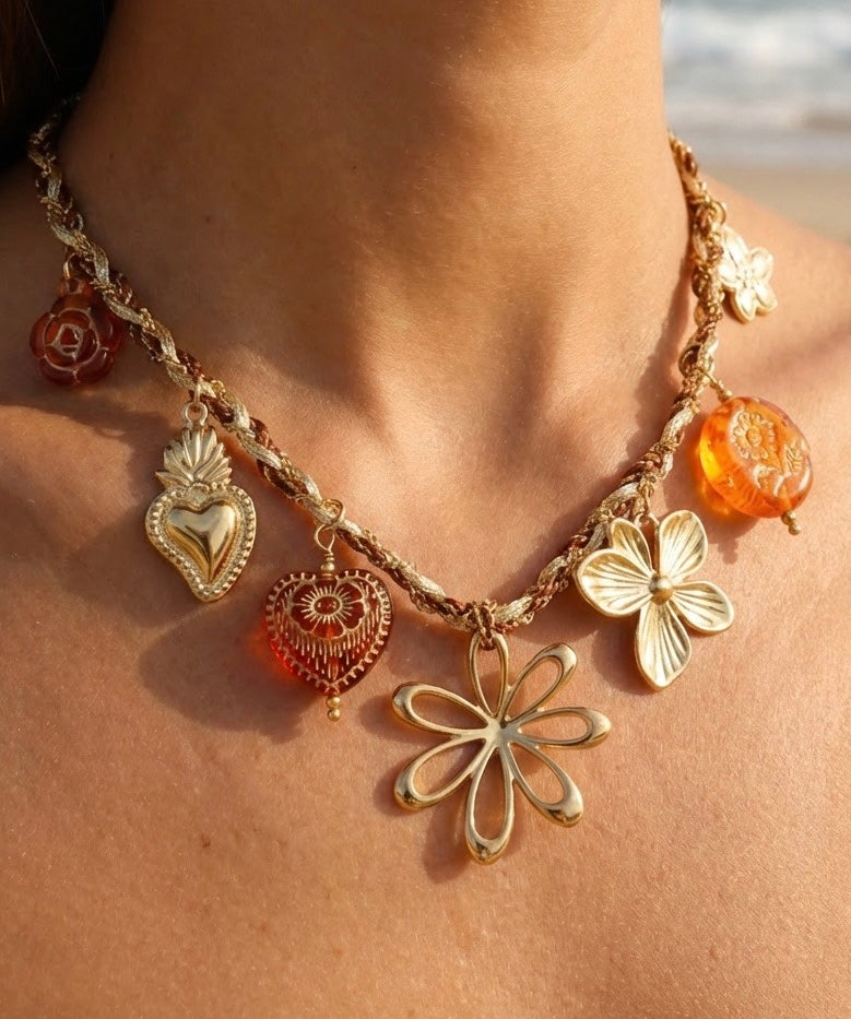Collier bohème charms fleurs & cœurs en acier inoxydable doré