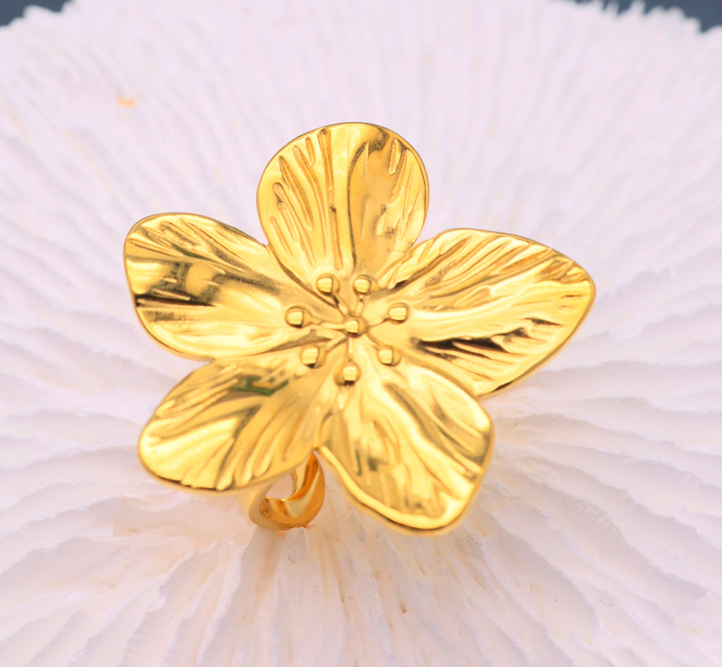 Bague Fleur Sculptée – Acier Inoxydable