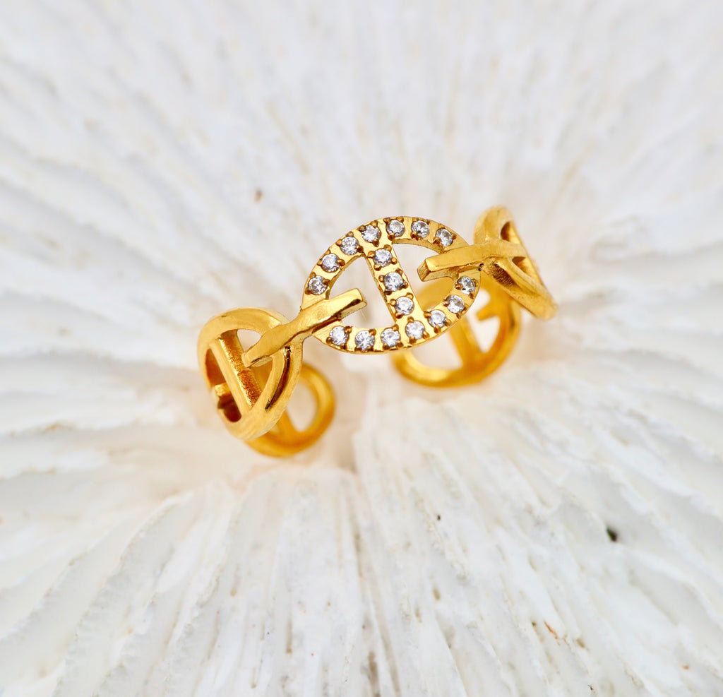 Bague motif encre élégante avec strass au milieu