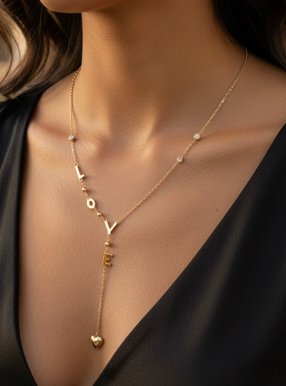 Collier LOVE Cœur – Acier Inoxydable Doré