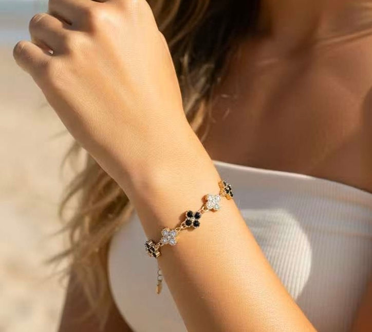 Bracelet fleurs zircon – Acier inoxydable