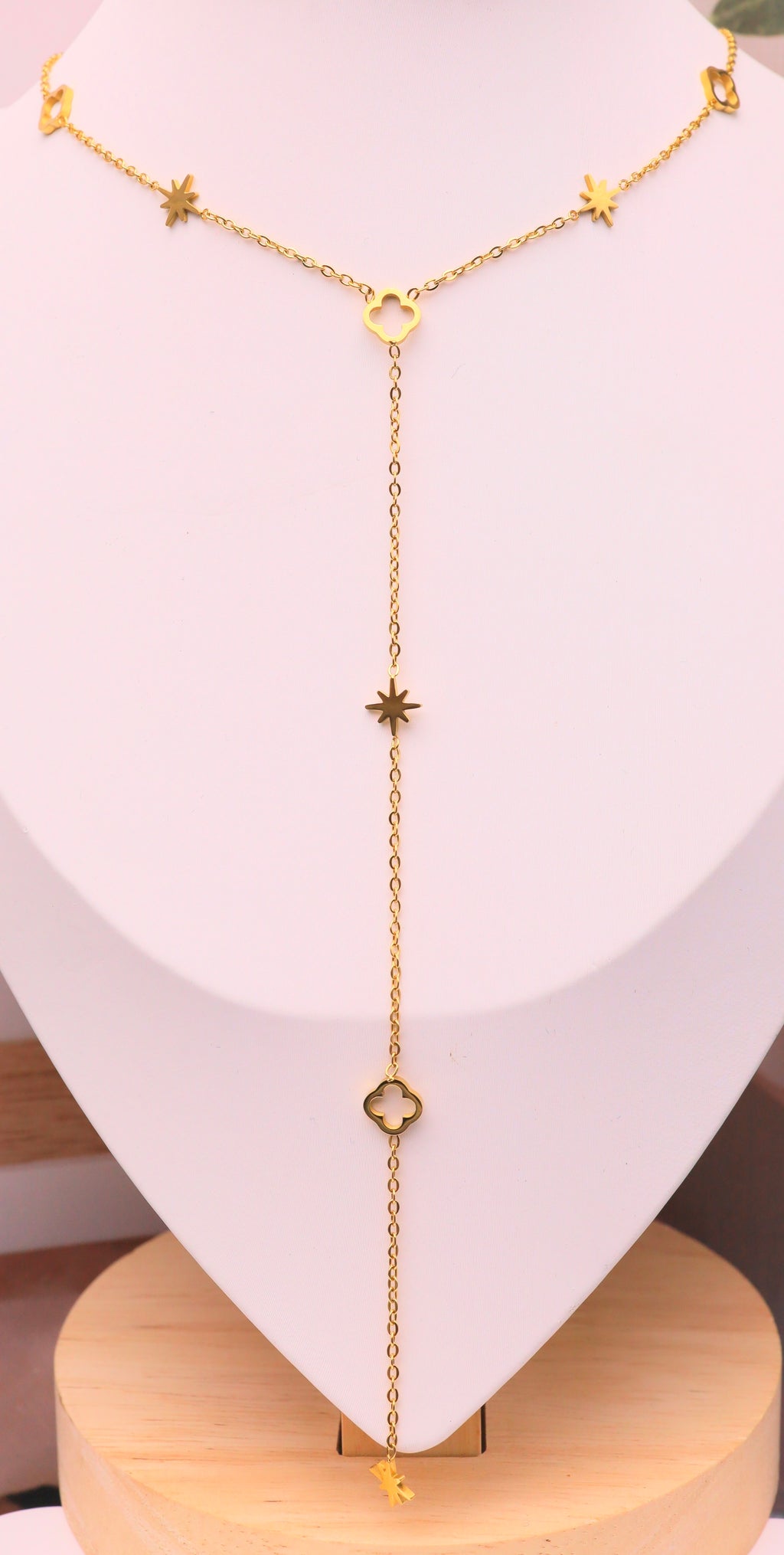 Collier Y avec étoile et trèfles