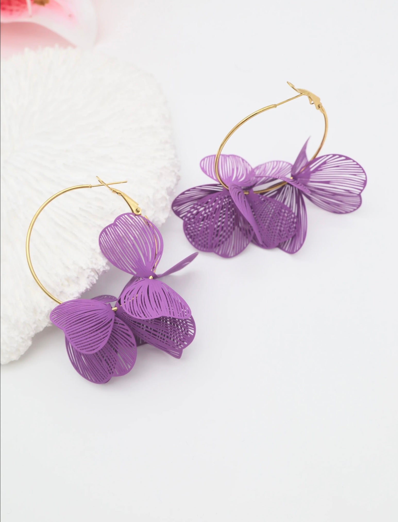 Boucles d’l’oreille fleur petit modèle coloré