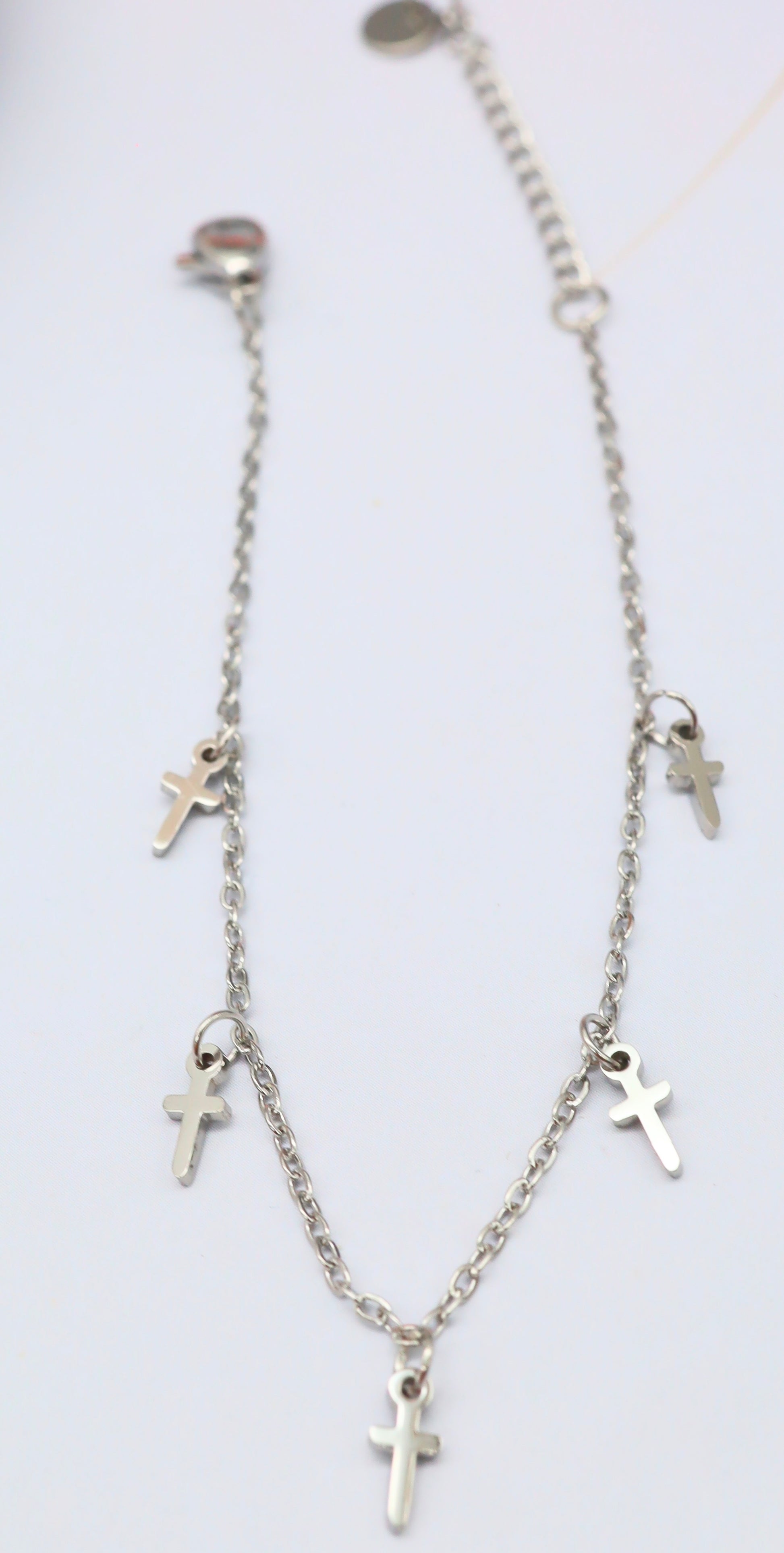 Bracelet breloque croix – Acier inoxydable