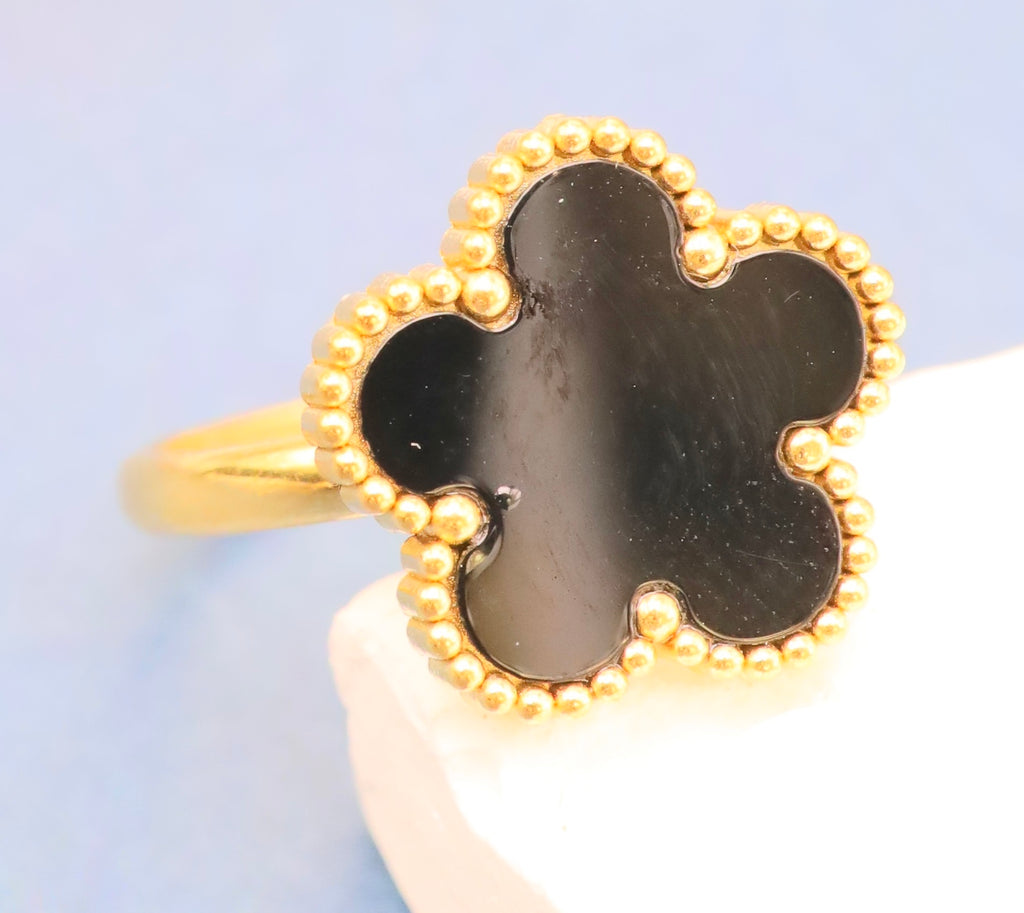 Bague trèfle nacré ou noir – Acier inoxydable