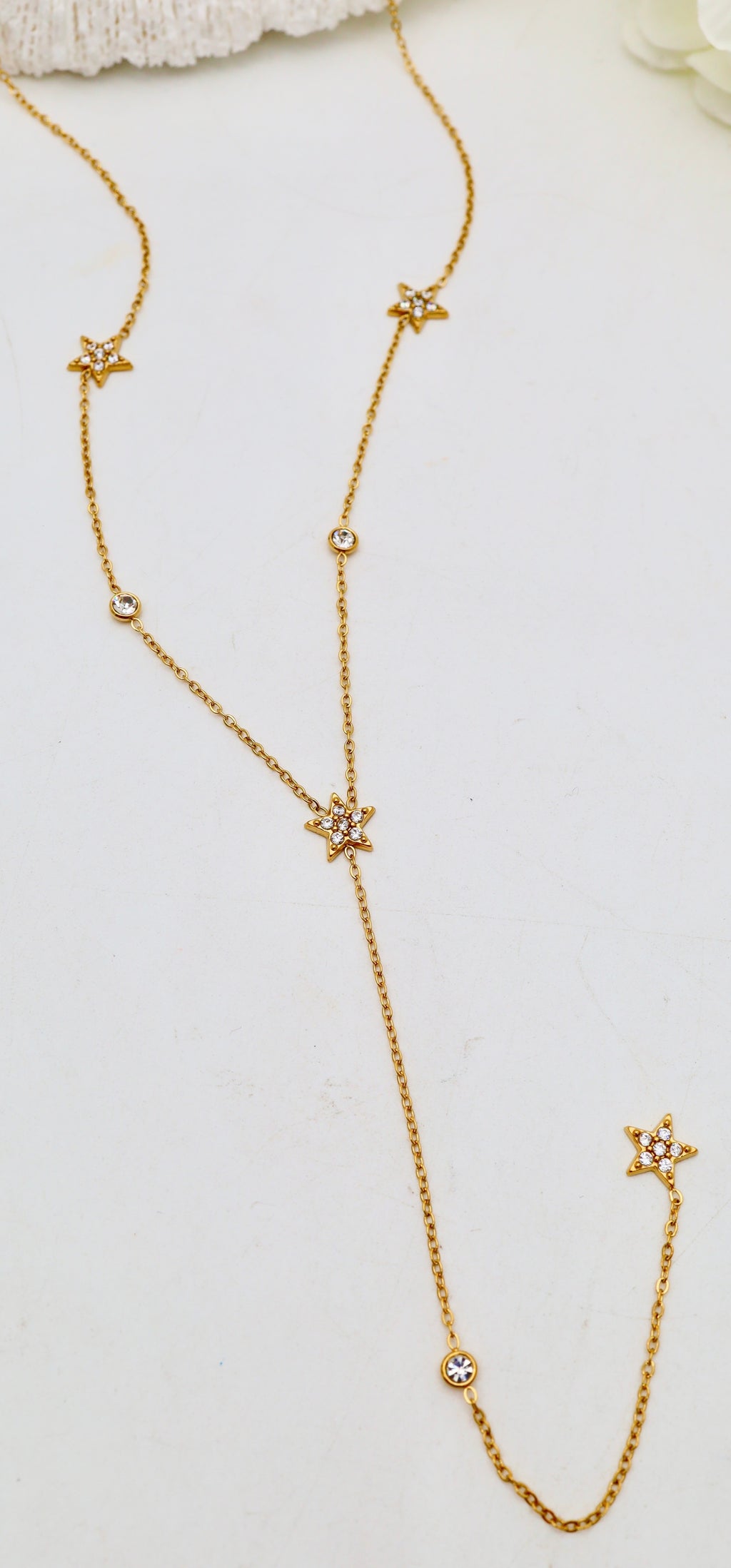 Collier Y Étoiles & Zircons – Acier inoxydable doré ou argenté